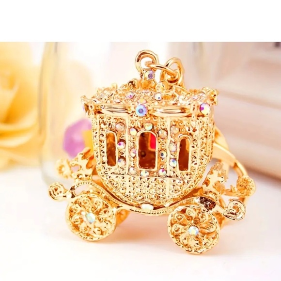 NWT Coach Stage coach Key Chain Bling Bag Charm - Picture 1 of 2